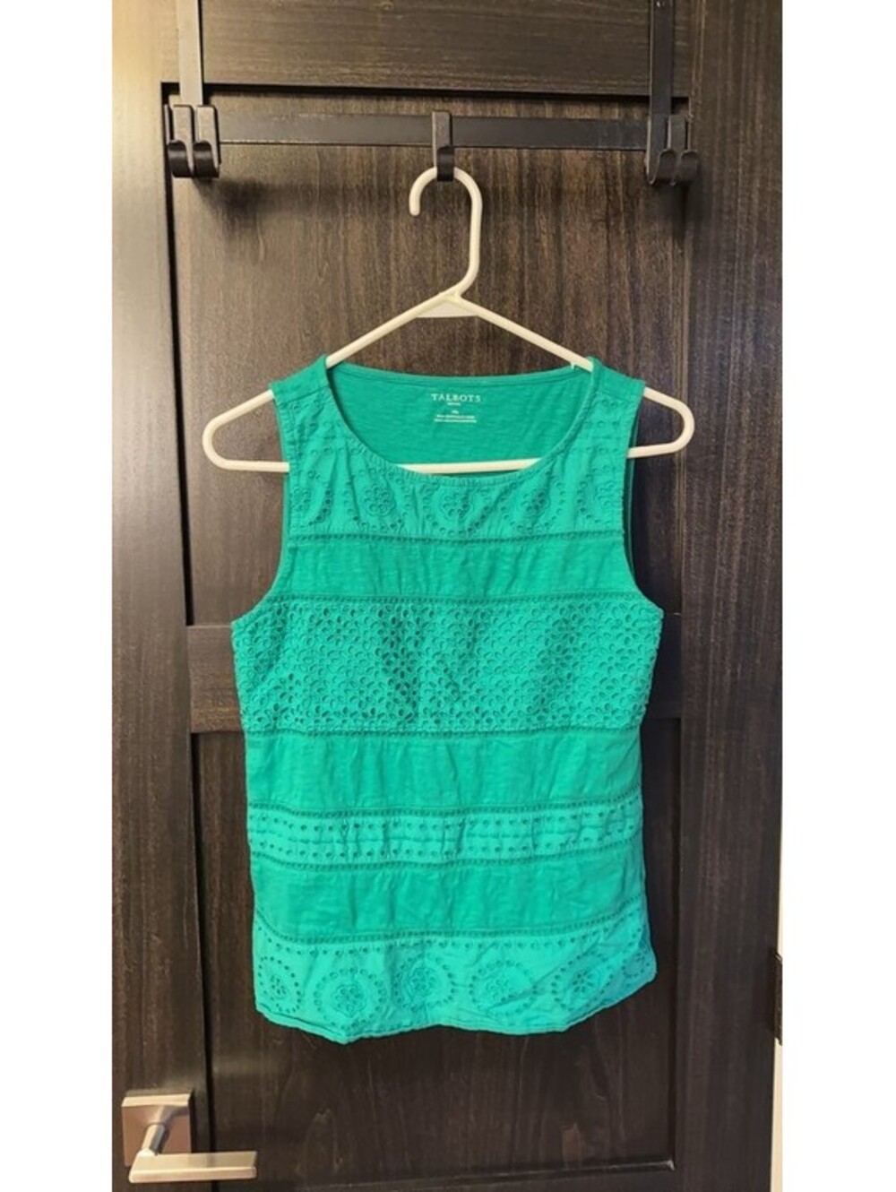 Talbots Petite Sleeveless Eyelet Top in Green Medium 0288